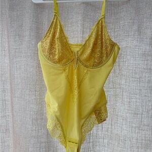 NWT Populish Yellow Lace Bodysuit